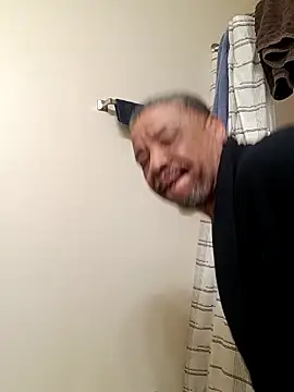 yellowwetfox online show from 4, 3, 2026