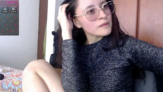 Juls winter  online show from 28, 2, 2025