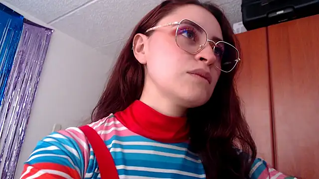 Juls winter  online show from 6, 10, 2025