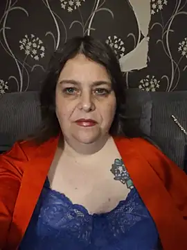 HouseWifeWhore Milf online show from 24, 6, 2026