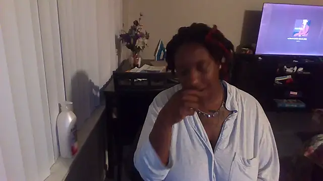 markquanna online show from 12, 9, 2025