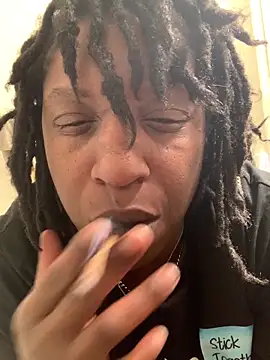 Snapshot of markquanna chatting on 24, 4, 2026 markquanna online show from 24, 4, 2026