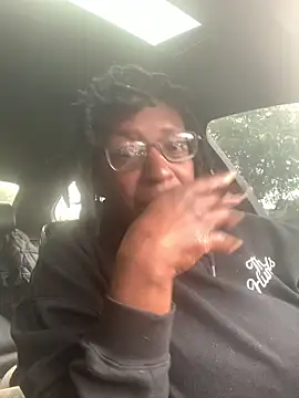 markquanna online show from 9, 4, 2026