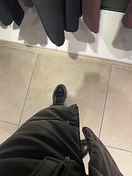 CrazzyChicks online show from 27, 11, 2025