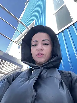 CrazzyChicks online show from 19, 3, 2026