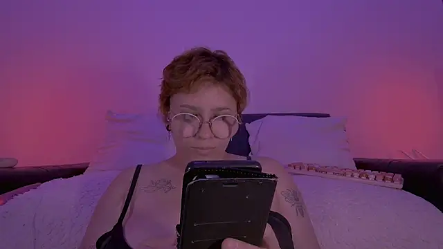 Snapshot of Lilmuh_ chatting on 7, 5, 2026 Lilmuh online show from 7, 5, 2026