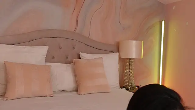 OliviaSirena online show from 9, 1, 2026