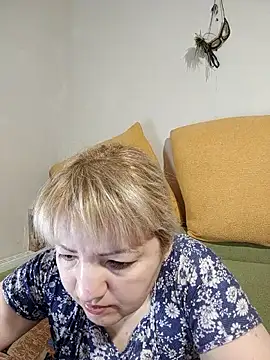 stefanyharper16 online show from 25, 3, 2026