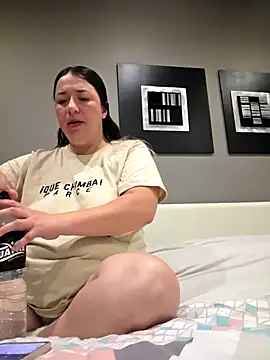 isabella rossse online show from 24, 2, 2026