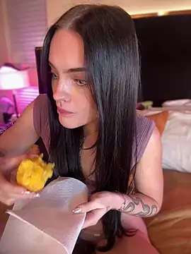 KarissaChantelle online show from 10, 6, 2026