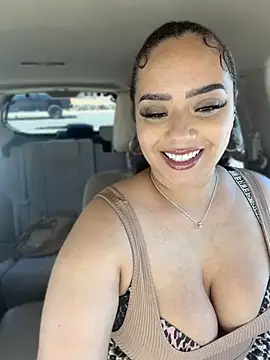 Snapshot of CarmelaAnthony chatting on 17, 6, 2026 CarmelaAnthony online show from 17, 6, 2026