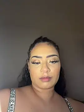 Snapshot of CarmelaAnthony chatting on 27, 11, 2025 CarmelaAnthony online show from 27, 11, 2025