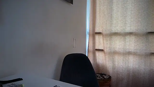 romeolovedark online show from 20, 4, 2026