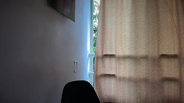 romeolovedark online show from 28, 5, 2026