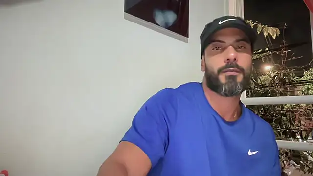 Snapshot of romeolovedark chatting on 11, 11, 2025 romeolovedark online show from 11, 11, 2025