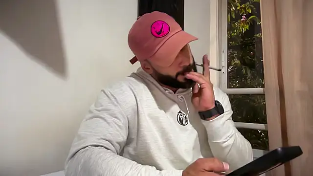 romeolovedark online show from 15, 4, 2026