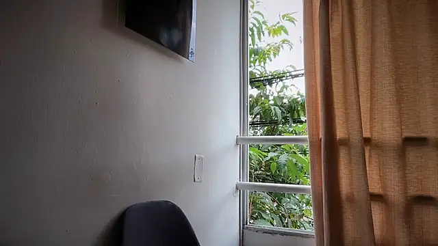 romeolovedark online show from 19, 4, 2026