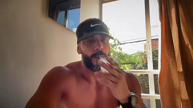 romeolovedark online show from 11, 2, 2026