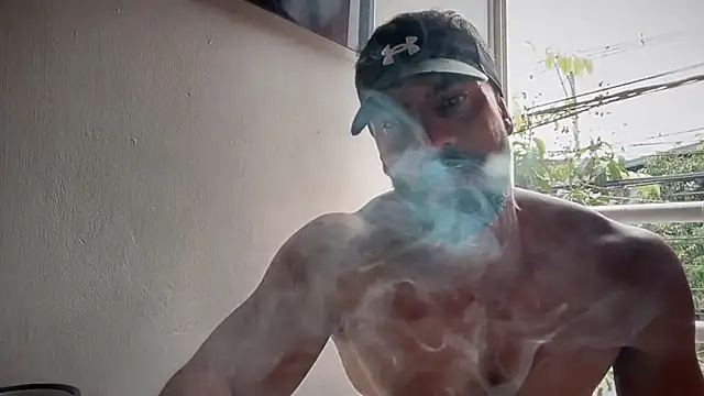 Snapshot of romeolovedark chatting on 20, 10, 2025 romeolovedark online show from 20, 10, 2025