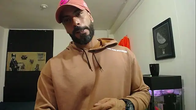 romeolovedark online show from 5, 3, 2025