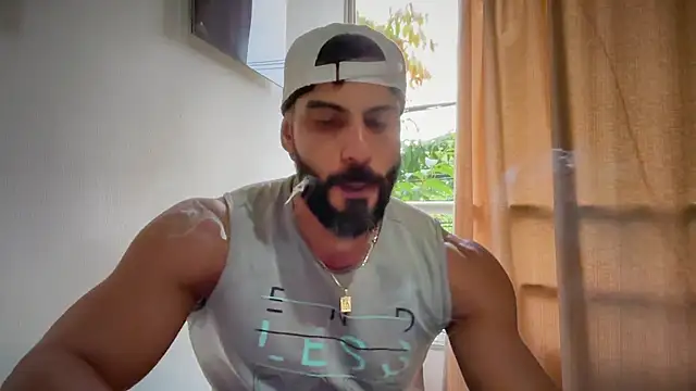 romeolovedark online show from 4, 6, 2026