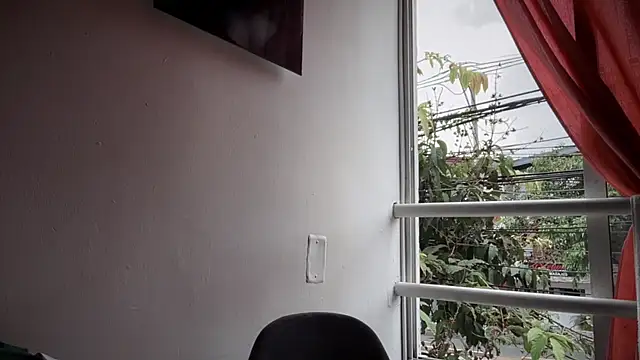 Snapshot of romeolovedark chatting on 15, 10, 2025 romeolovedark online show from 15, 10, 2025