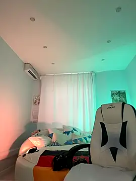 IvyHoney online show from 3, 10, 2025