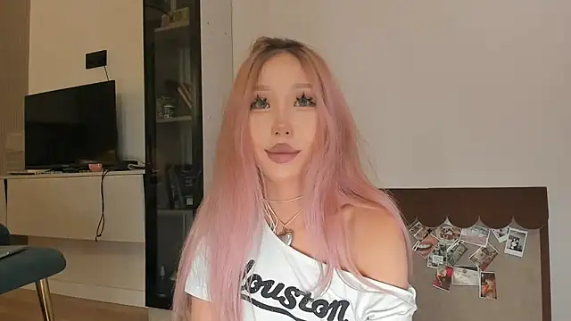 Snapshot of Pupasui02 chatting on 12, 4, 2026 Pupasui02 online show from 12, 4, 2026