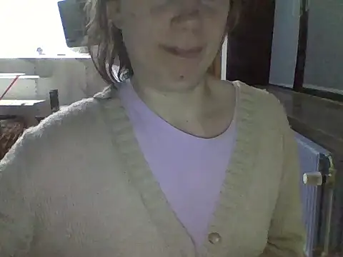 Moi Lina online show from 15, 11, 2025