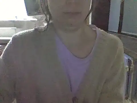 Moi Lina online show from 10, 11, 2025