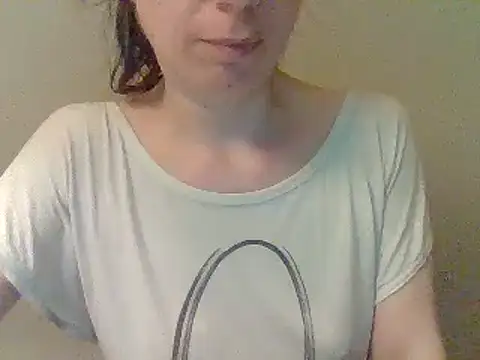 Moi Lina online show from 27, 6, 2026