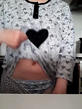 Moi Lina online show from 7, 10, 2025
