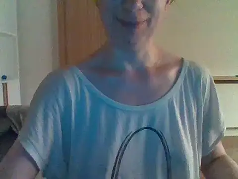 Moi Lina online show from 30, 7, 2026
