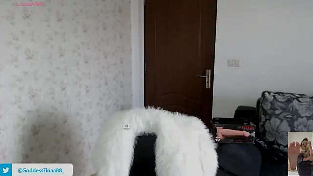 Goddess Tina online show from 18, 11, 2025