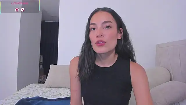 TIFFANYRUSSO online show from 25, 7, 2026