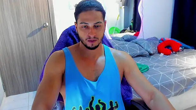 Snapshot of Kris_Khalifa69 chatting on 1, 5, 2026 Kris Khalifa69 online show from 1, 5, 2026