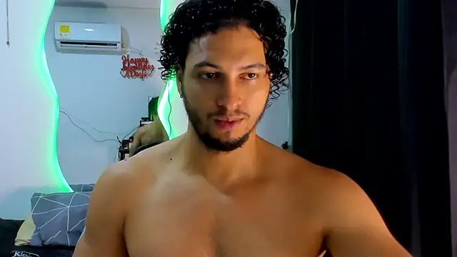 Snapshot of Kris_Khalifa69 chatting on 8, 5, 2026 Kris Khalifa69 online show from 8, 5, 2026
