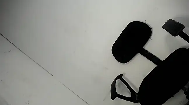 Ivana mooree online show from 5, 1, 2025