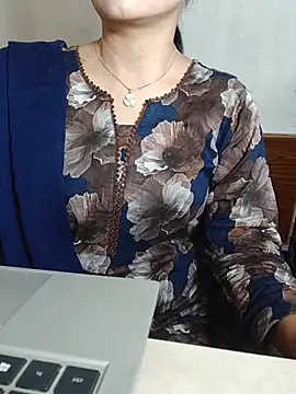 Snapshot of Chanchal--Navya chatting on 29, 5, 2026 Chanchal--Navya online show from 29, 5, 2026