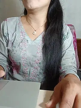 Snapshot of Chanchal--Navya chatting on 2, 6, 2026 Chanchal--Navya online show from 2, 6, 2026