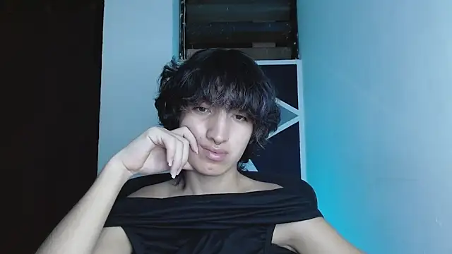 Snapshot of littlextreme chatting on 10, 5, 2026 littlextreme online show from 10, 5, 2026