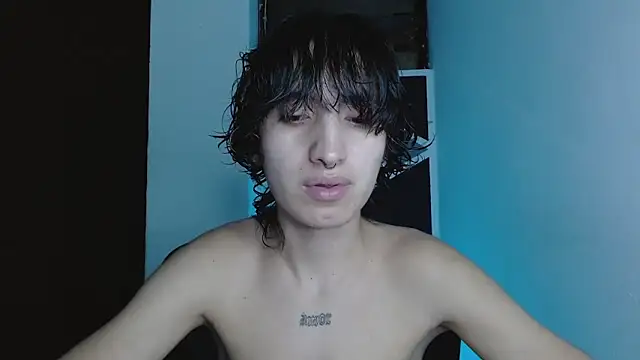Snapshot of littlextreme chatting on 6, 5, 2026 littlextreme online show from 6, 5, 2026