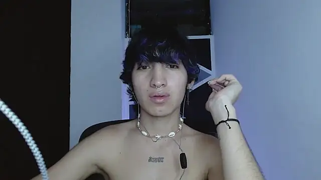 Snapshot of littlextreme chatting on 12, 2, 2026 littlextreme online show from 12, 2, 2026