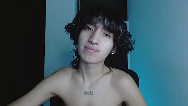 Snapshot of littlextreme chatting on 19, 5, 2026 littlextreme online show from 19, 5, 2026