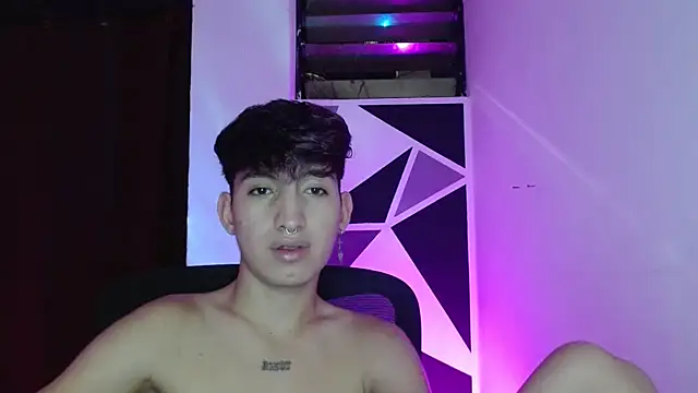 Snapshot of littlextreme chatting on 17, 3, 2025 littlextreme online show from 17, 3, 2025