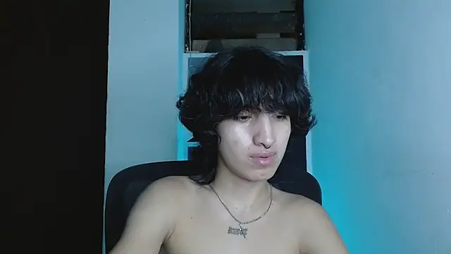 Snapshot of littlextreme chatting on 21, 5, 2026 littlextreme online show from 21, 5, 2026