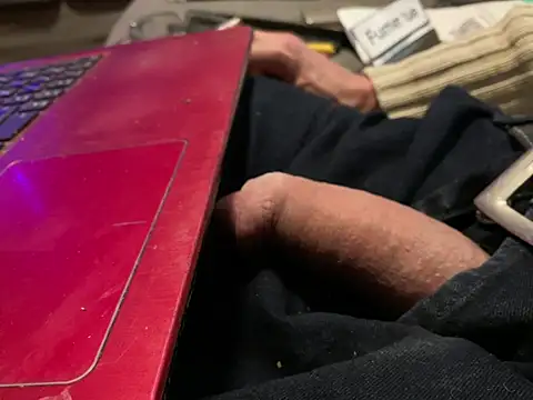 Snapshot of juicyprecumboy chatting on 31, 12, 2024 juicyprecumboy online show from 31, 12, 2024