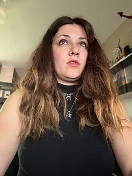 DaisyVibesss online show from 23, 4, 2026
