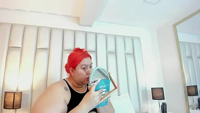 aandreaperez online show from 5, 11, 2025