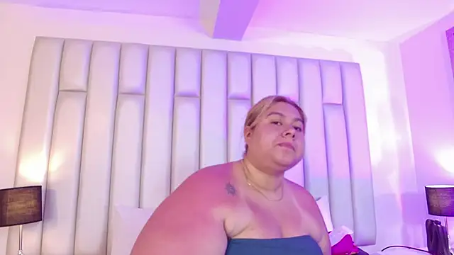 aandreaperez online show from 24, 3, 2026